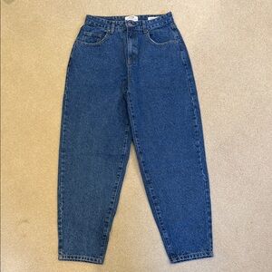 Classic Blue Denim Jeans - Slouch Mom Jean